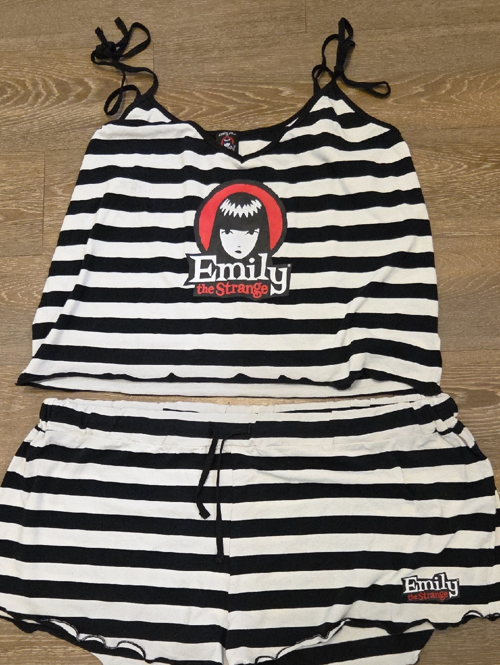 Black & White Striped NWT DOLLS KILL Pajama Set EMILY THE STRANGE 3X